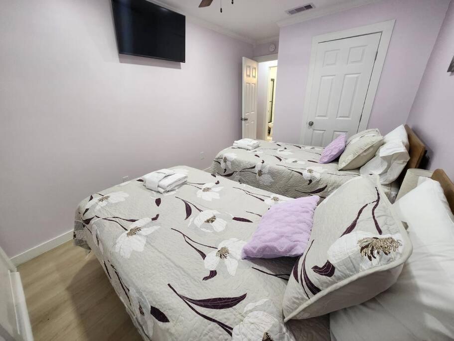 Modern Island Serenity!-Pet-Friendly Villa Hilton Head Island Esterno foto
